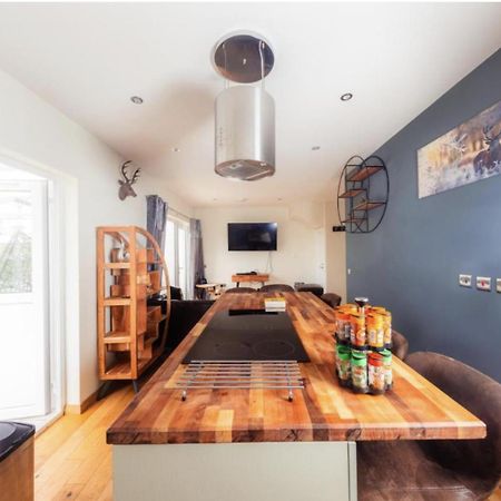 Luxury Cottage With Stunning Views Near Fairy Pools - School House 3 Carbost  Eksteriør billede