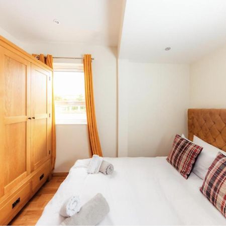 Luxury Cottage With Stunning Views Near Fairy Pools - School House 3 Carbost  Eksteriør billede