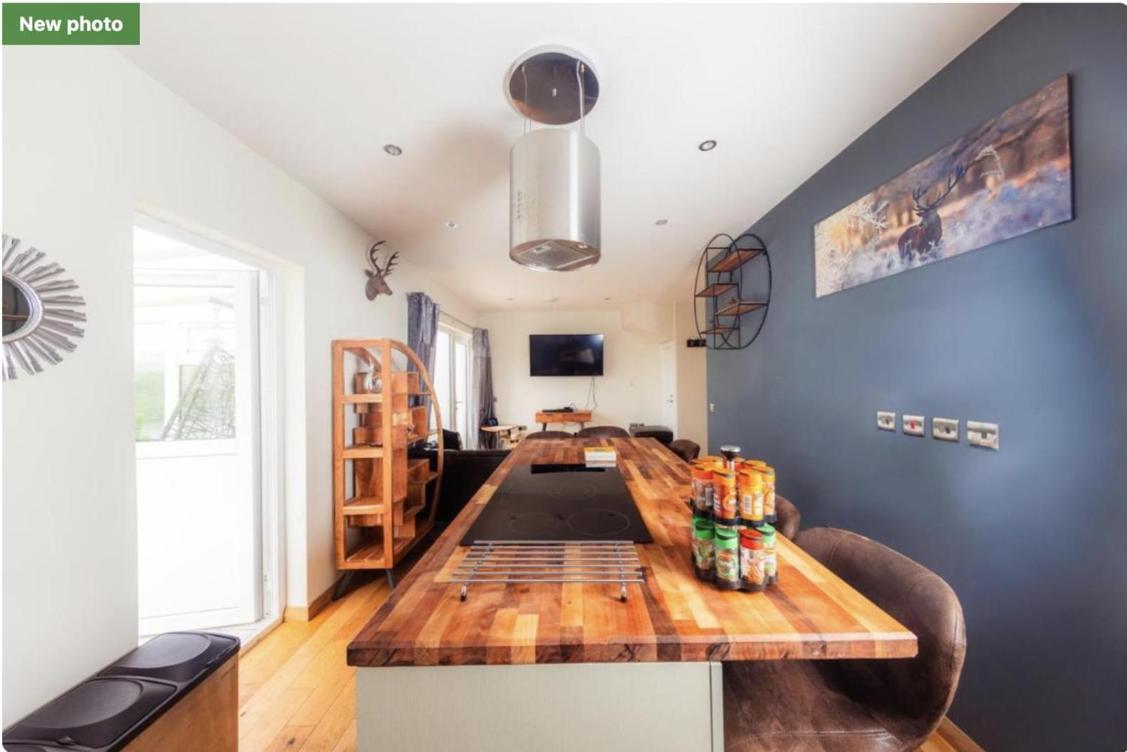 Luxury Cottage With Stunning Views Near Fairy Pools - School House 3 Carbost  Eksteriør billede
