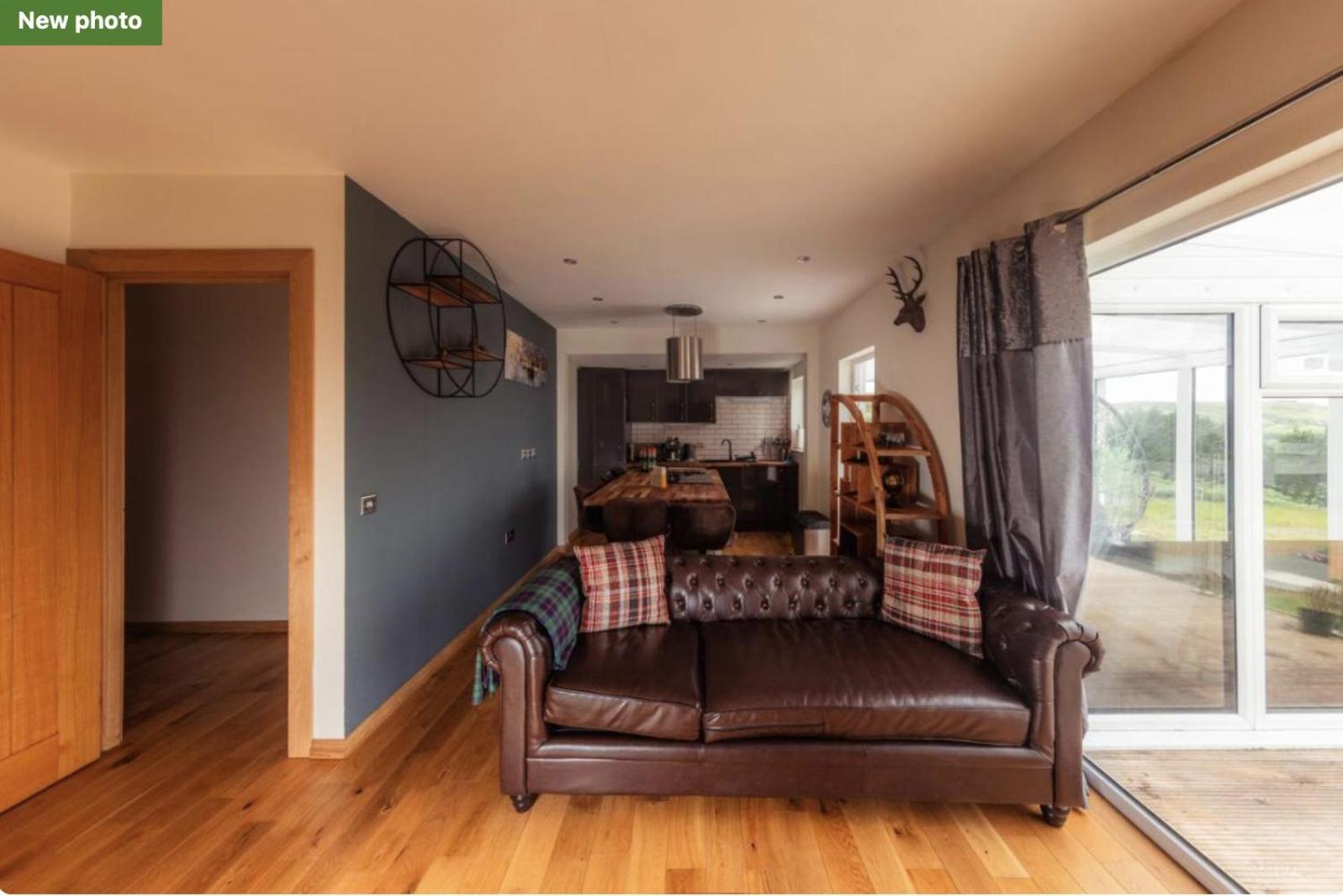 Luxury Cottage With Stunning Views Near Fairy Pools - School House 3 Carbost  Eksteriør billede